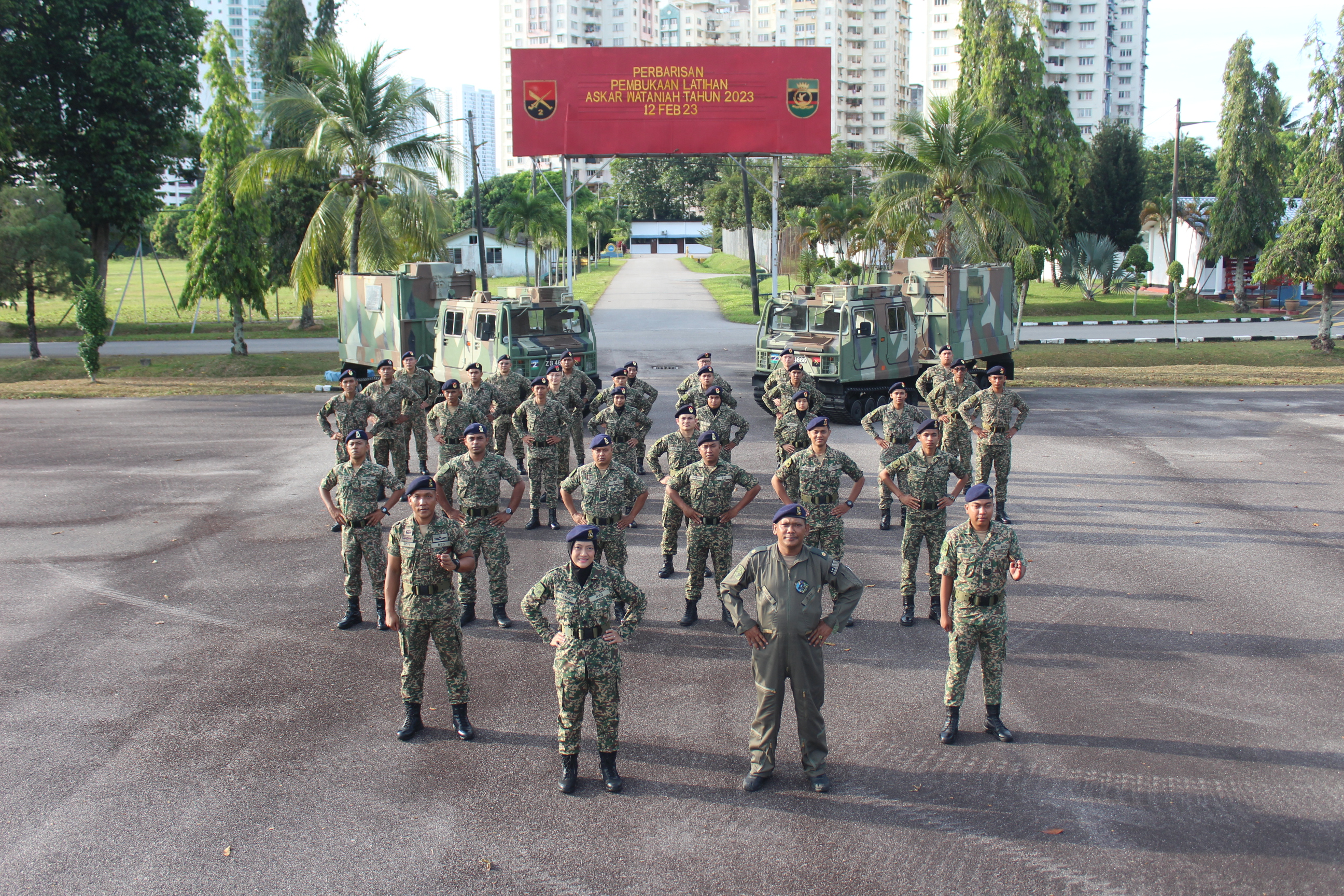 PEMBUKAAN LATIHAN 1